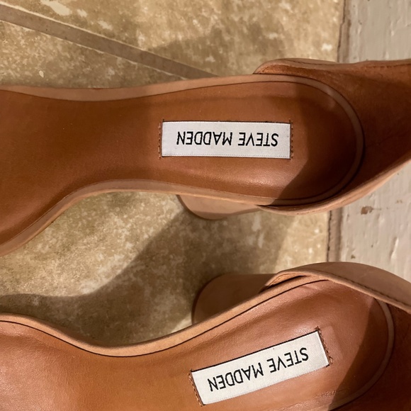 Steve Madden Heels Size 8.5 - Picture 3 of 9